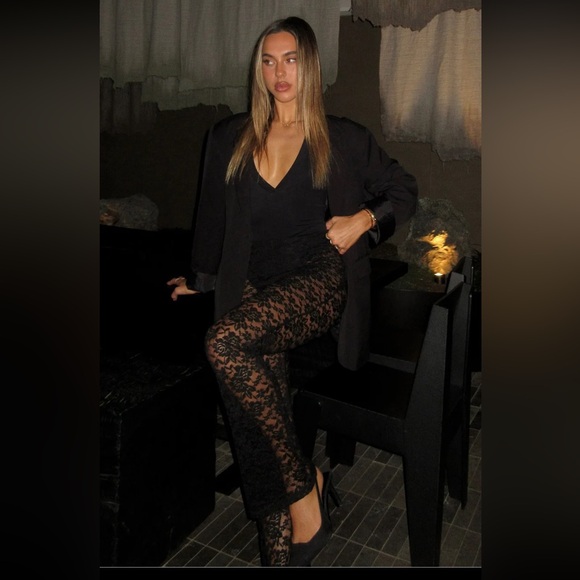 White Fox - New Era Lace Pants - Picture 5 of 5